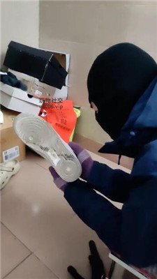 【奇了怪了】胯下辱-训练/闻舔小白鞋原味棉袜 JS241216-6_HD绳艺资源