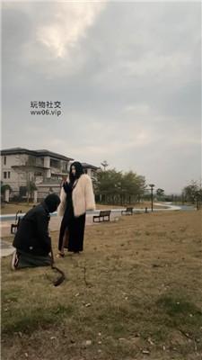 【黛樱】户外公园公开遛狗-全是路人【双视角版】 bf48266_HD绳艺资源