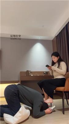 【子熙大人】玉足碾压狗头/训练恋足舔/赏赐圣水【双视角版】 bf48906_HD绳艺资源