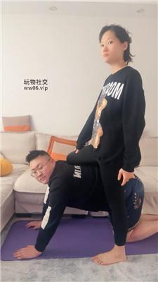 【埋汰】瑜伽女神S-玉足踩虐/骑马 JS241231-1_HD绳艺资源