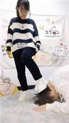 【南宁木木】小白鞋白袜踩/坐脸窒息 bf48868_HD绳艺资源