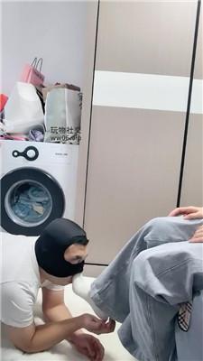 【北京落落】白袜裸足狂舔/牛仔裤坐脸 JS241229-12_HD绳艺资源