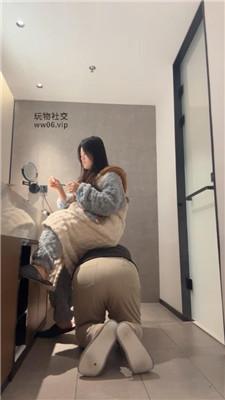 【子熙大人】下跪伺候主人起床洗漱【双视角版】 bf48798_HD绳艺资源