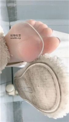 【乔乔在这里】锁奴羞辱设鲸    250123-15_HD绳艺资源