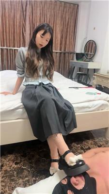 图片[19]_温瑾Sama 吃烟灰-喂口水-脏皮鞋白袜辱 JS251003-29_HD绳艺资源