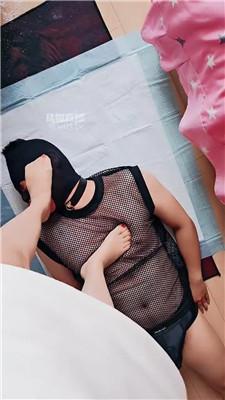 秋大大 臭脚丫恋足狂舔 JS251014-15_HD绳艺资源