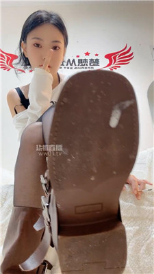 甜甜 短靴黑丝    251012-23_HD绳艺资源