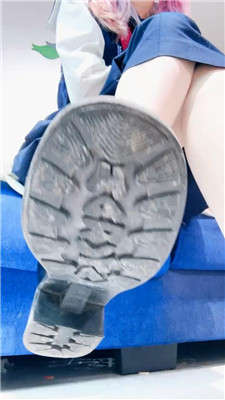 奶味小仙女 表妹折磨表姐全家    251011-18_HD绳艺资源