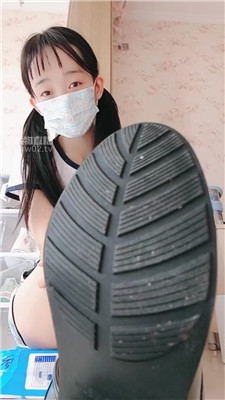 子衿 体育课下课偶遇学长    251022-30_HD绳艺资源