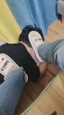 【微希】精神小妹脏拖鞋踩狗 bf11822