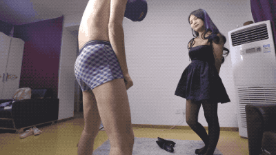 初九带新人踢裆