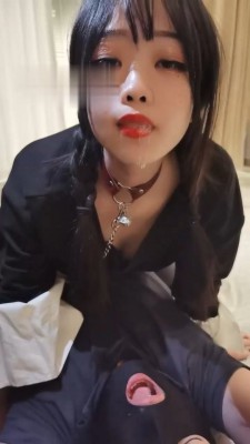 【药神】情侣奴下跪犯贱 bf18296