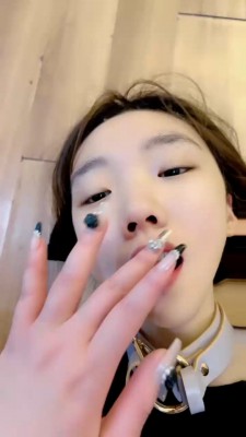 【茹雪】女仆乖乖舔丝袜脚 bf21342