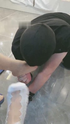 【小猫咪】带着素人妹妹一起玩狗【完整版】 bf10148