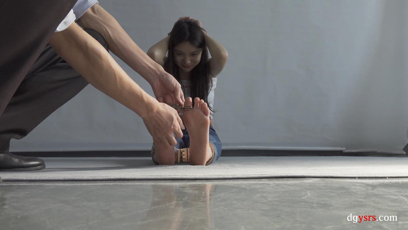 【艺束人生】2022_46期视频  楚楚镣铐展示