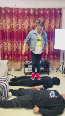 【梦蝶女王】双S把自己的男友当狗虐 bf12126