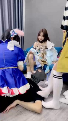 【狗哥】精彩!超多素人学生S群调群虐 bf21408