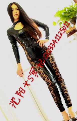 冥妃插嘴调教，捆绑狗狗