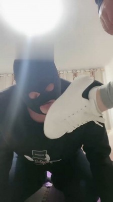 【汐妍大人】御姐女神耳光/踩踏/舔鞋 bf22175