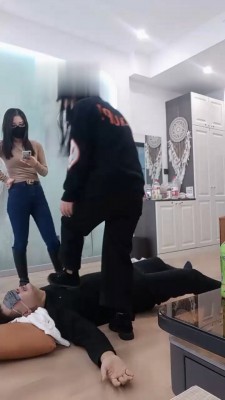 【安可】邻居两姐妹踩虐业主【双视角完整版】 bf21934_HD绳艺资源