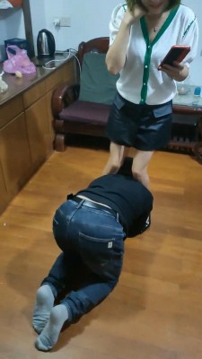 【香香小公举】带素人闺蜜居家调狗  JS22102405