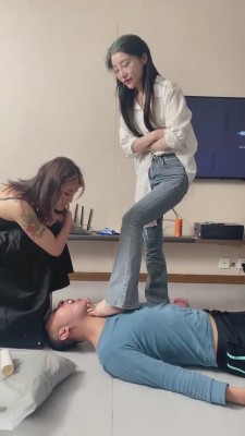 【领主老大】奴下奴-强制口水/呕吐物专场 bf12204