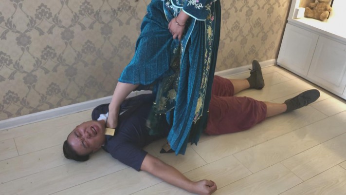 新婚之夜新郎沦为美新娘的脚垫 YC-220113-5