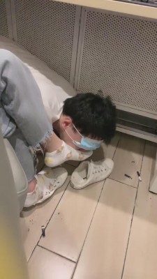 【宝爷】网吧公开让狗伺候 bf15135