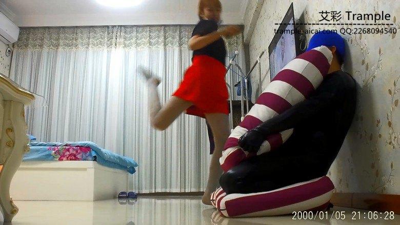 【燕子姐的人肉沙包】