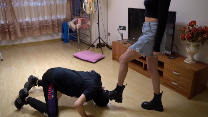 【W.K.T】—小偷入室后被女主人泄愤 YC-220530