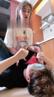 【领主老大】御姐教训抖M奶狗 bf18241