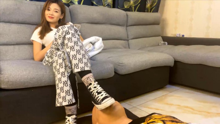 【W.K.T】—对“舔狗”的恩赐 YC-221114-2