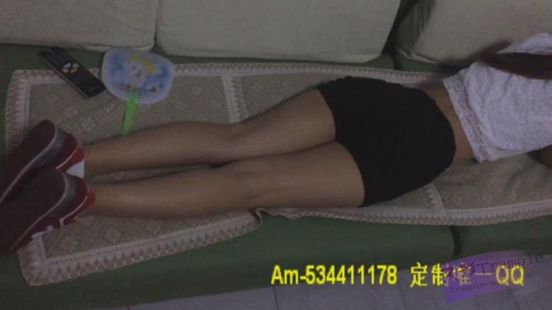 剧情片-桃子纽百伦被迷魂药迷晕后的捆绑+玩弄。