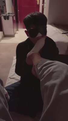 【琪琪】原味脚袜羞辱奴才【完整版】 bf11934_HD绳艺资源