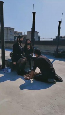 【雪儿】双S户外吃泥巴/踩踏 bf12000_HD绳艺资源