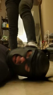 【双子姬】逮住跑骚狗暴力踢踹【续集】 bf21587