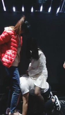 【美娜格格】3素人女王KTv群调群虐 bf23295