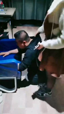 【甜桃】各种鞋子踩虐强迫舔 bf22054