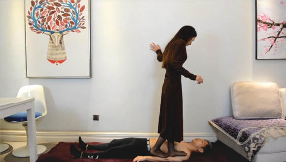 〖H.P.L栖心之栈〗—芷晴长裙踩踏_HD绳艺资源