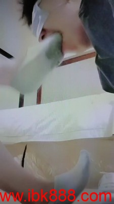 【嘟嘟S】脏白袜恋足调 bf23443