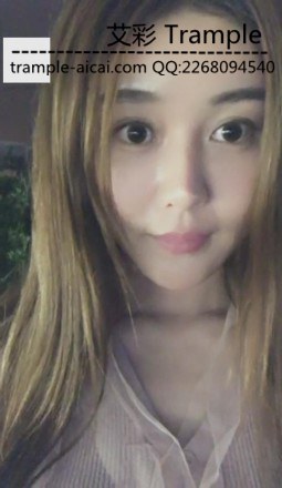 VIVI户外调教鞋奴