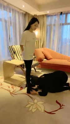 【上海赵丽颖】网红模特-长靴黑棉袜+圣水+骑马 bf22540_HD绳艺资源