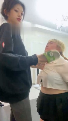 【琳嘉】母畜-脚耳光+鞋耳光+闻鞋【双视角版】 bf21459_HD绳艺资源