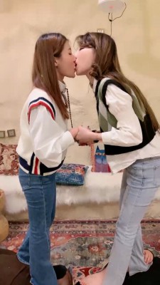 【领主老大】带女M玩双狗 bf22350