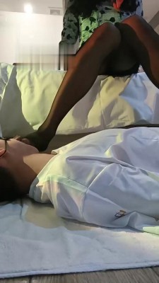 【米小唐】空姐黑丝高跟踩虐 bf18845