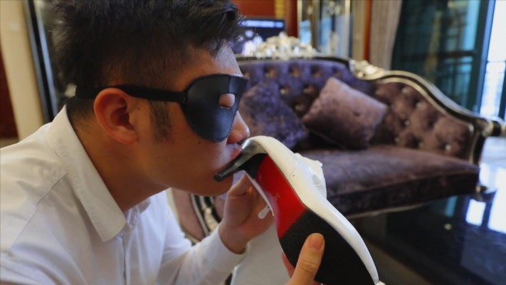 〖H.P.L栖心之栈〗—微希白靴暴踩变态小偷 HPL-211128