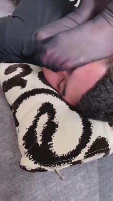 【二宝】素人车模全体重踩踏首调 bf11983