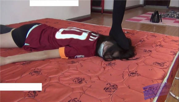 甜儿公主对LULU的报复 G-NV-116