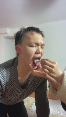 【巴莉女王】人体烟灰缸 bf11804