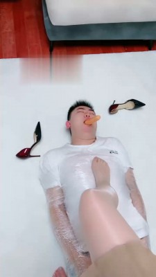 【美丝大大】卑微绿帽老公伺候 bf18731